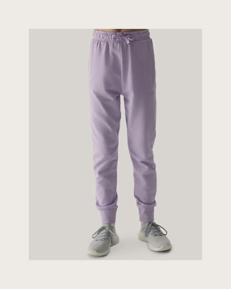 Dievčenské tepláky 4F JUNIOR TROUSERS-4FJWSS24TTROF587-52S-LIGHT VIOLET – fotka 3