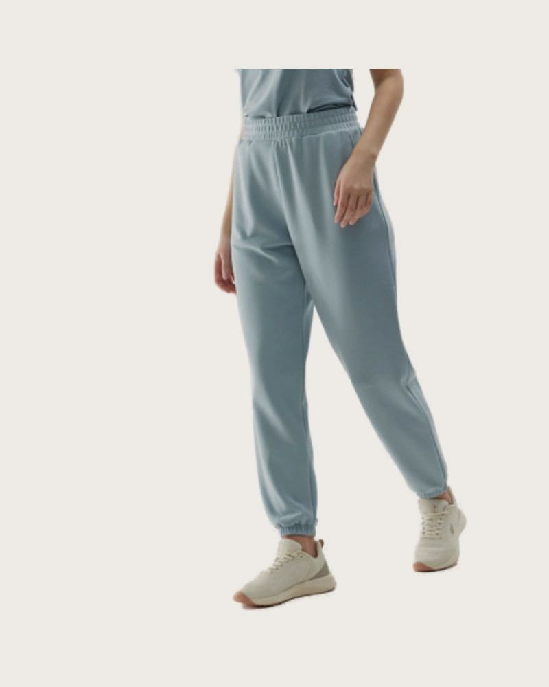 Dámske tepláky 4F TROUSERS-4FWSS24TTROF642-34S-LIGHT BLUE