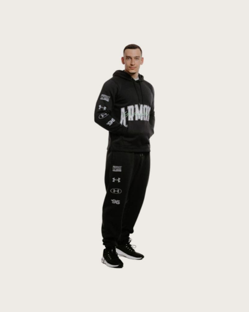 Pánska zateplená mikina s kapucňou UNDER ARMOUR UA Essential Flc Nov Hood-BLK