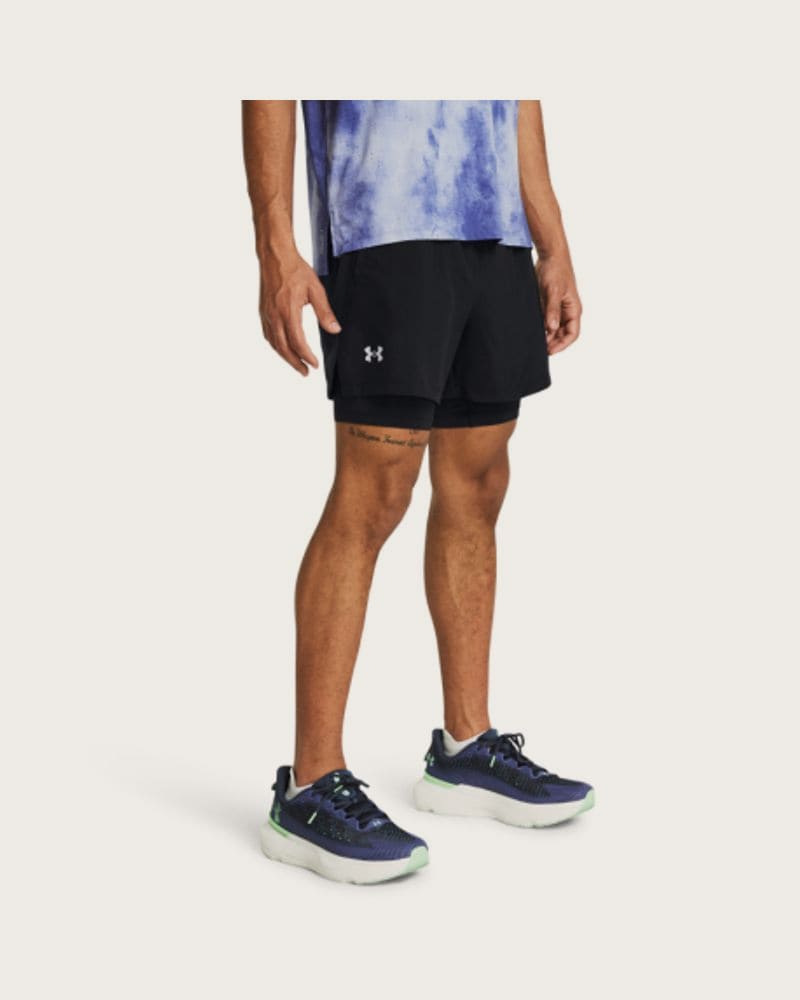 Pánske tréningové kraťasy UNDER ARMOUR UA LAUNCH 5 inch 2-IN-1 SHORTS-BLK