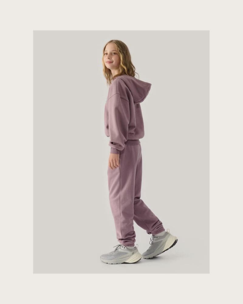 Dievčenské tepláky 4F JUNIOR TROUSERS-JWAW24TTROF754-51S-VIOLET – fotka 2
