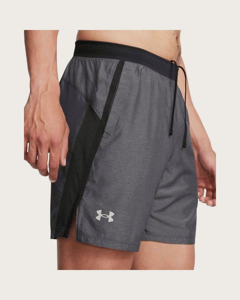 Pánske tréningové kraťasy UNDER ARMOUR UA LAUNCH 7 HEATHER SHORTS-BLK – fotka 4