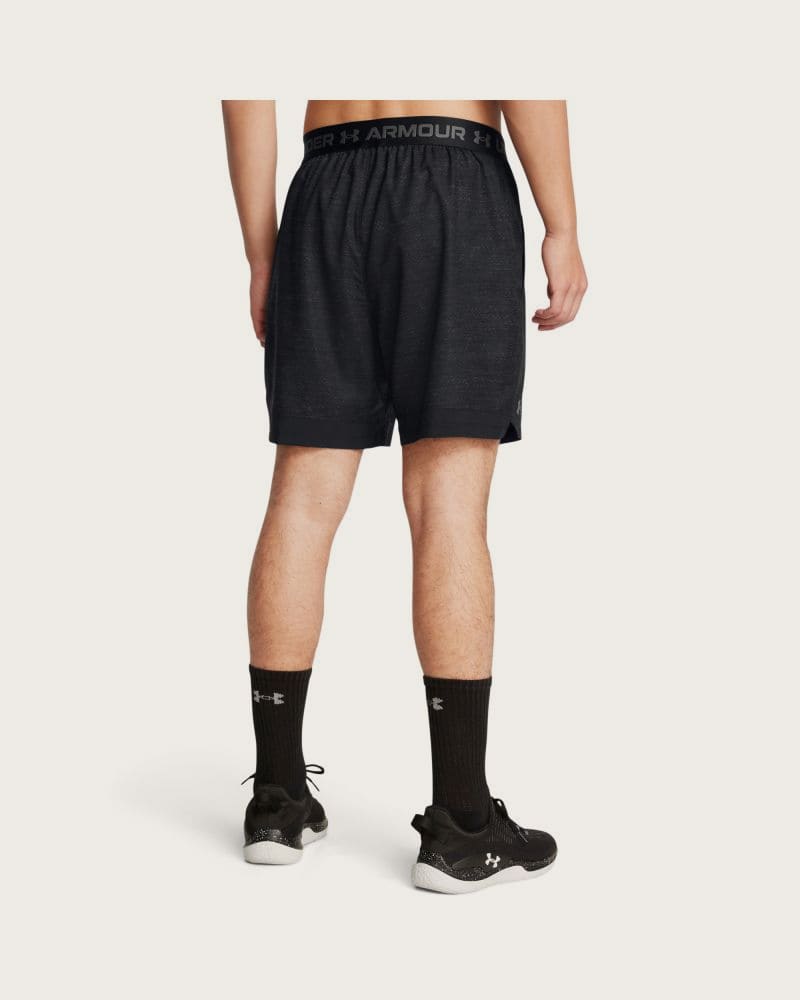 Pánske tréningové kraťasy UNDER ARMOUR UA Vanish Woven 6in Prnt Sts-BLK – fotka 3