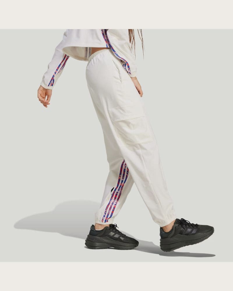 Dámske tepláky ADIDAS EXPRESS CARGO-IW8666-White – fotka 2