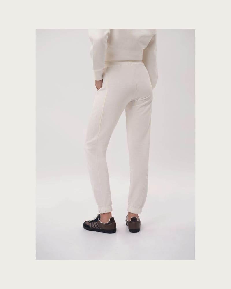 Dámske tepláky VOLCANO ZEN-100-WHITE – fotka 2
