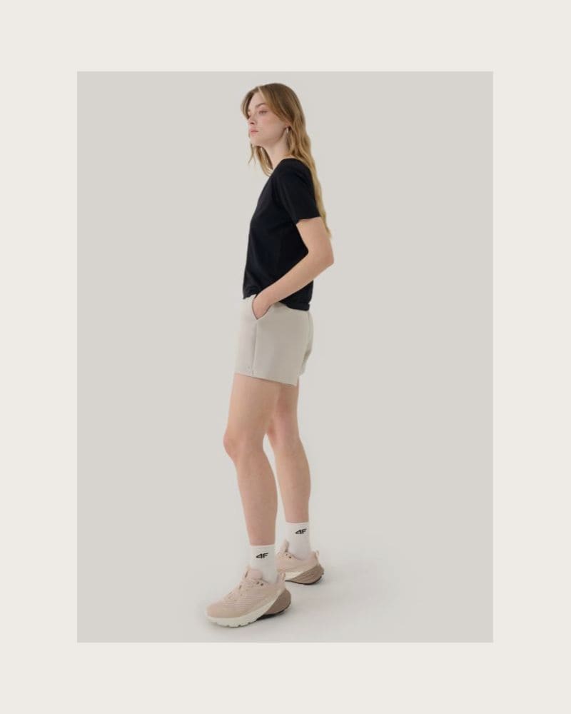 Dámske kraťasy 4F SHORTS CAS F540-83S-BEIGE – fotka 5
