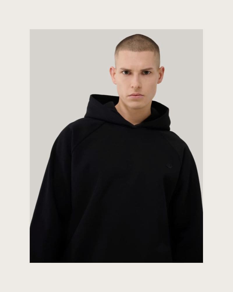 Mikina s kapucňou 4F SWEATSHIRT U1547-20S-DEEP BLACK – fotka 2