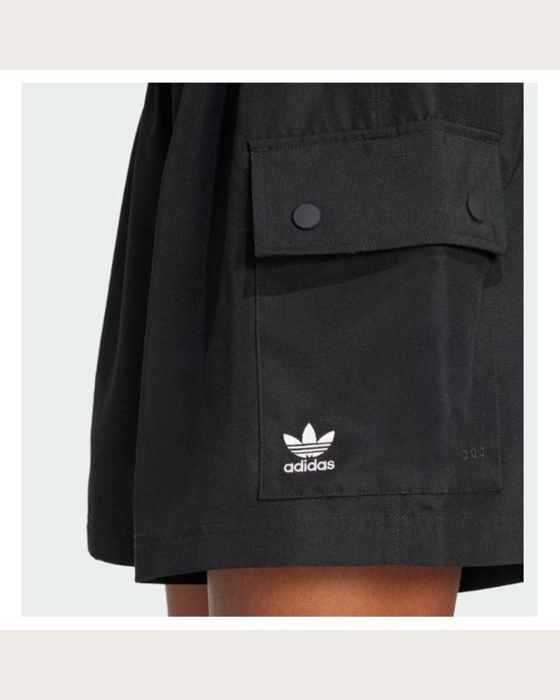 Dámske kraťasy ADIDAS ORIGINALS ESS C SHORTS-BLACK – fotka 5