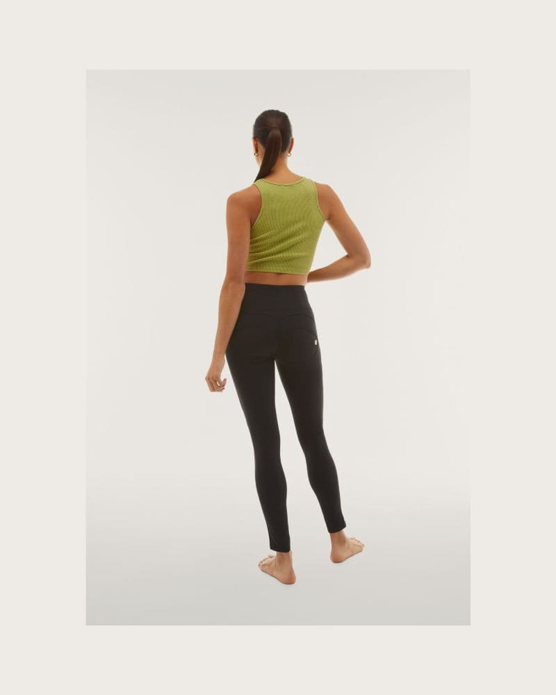 Dámske jeggings nohavice FREDDY WR.UP® bioactive fabric push-up skinny trousers with high waist-Black – fotka 5