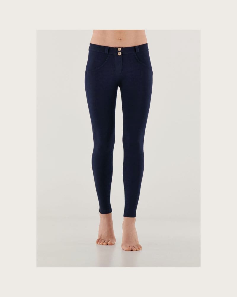 Dámske jeggings nohavice FREDDY WR.UP® skinny push up organic cotton trousers with regular waist-Blue – fotka 2