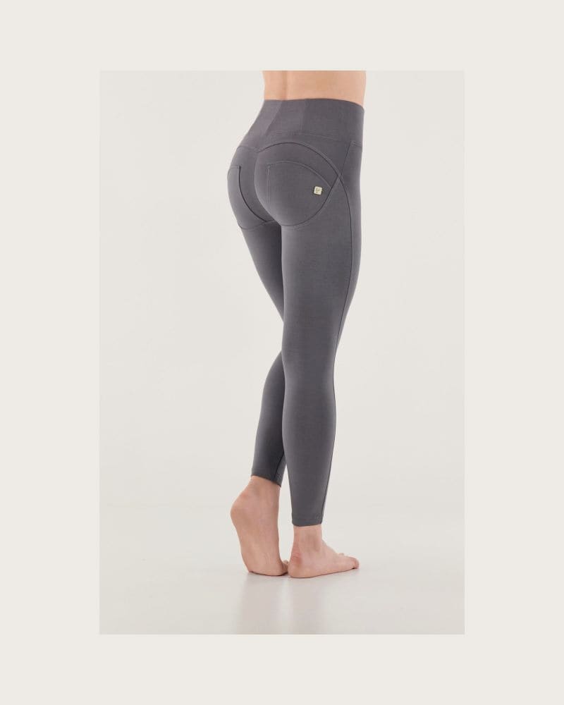 Dámske jeggings nohavice FREDDY WR.UP® skinny push up organic cotton trousers with high waist-Grey – fotka 3
