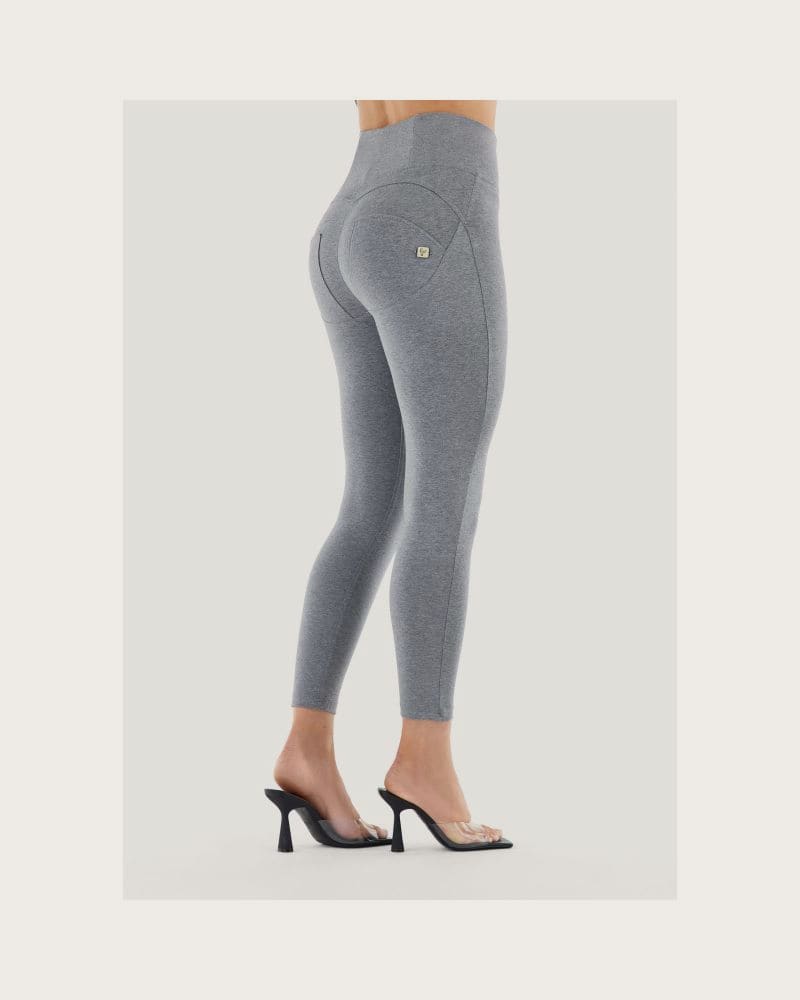 Dámske jeggings nohavice FREDDY WR.UP® superskinny push up 7 8 trousers with high waist and zip-Grey – fotka 3