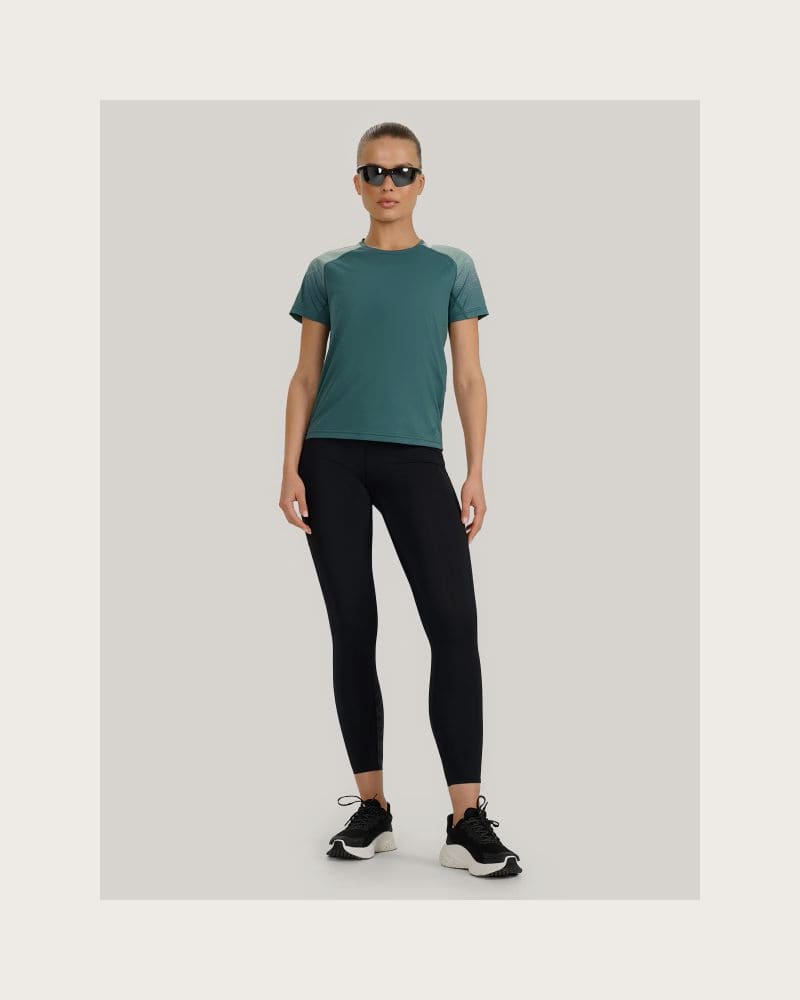 Dámske bežecké zateplené legíny 4F TIGHTS FNK F357-WAW25TFTIF357-20S-DEEP BLACK – fotka 3