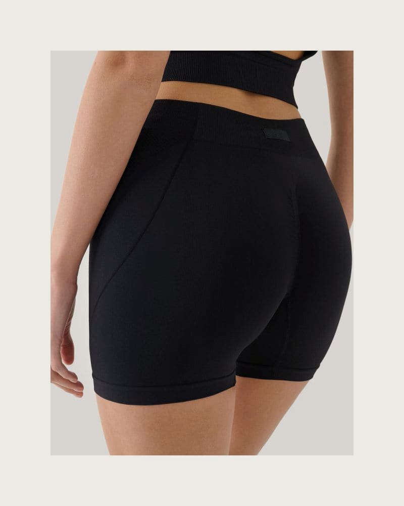 Dámske tréningové kraťasy 4F SHORT TIGHTS FNK F055-RAW24TFSTF055-20S-DEEP BLACK – fotka 8