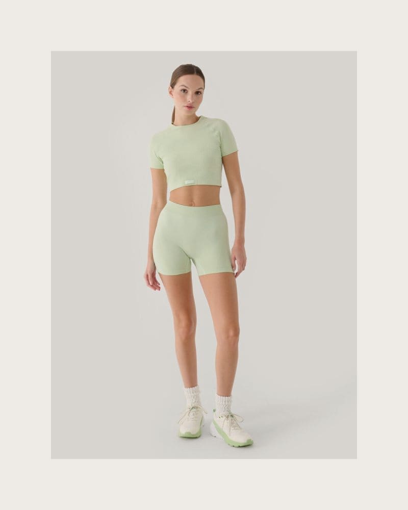 Dámske tréningové kraťasy 4F SHORT TIGHTS FNK F055-RAW24TFSTF055-47S-MINT – fotka 2