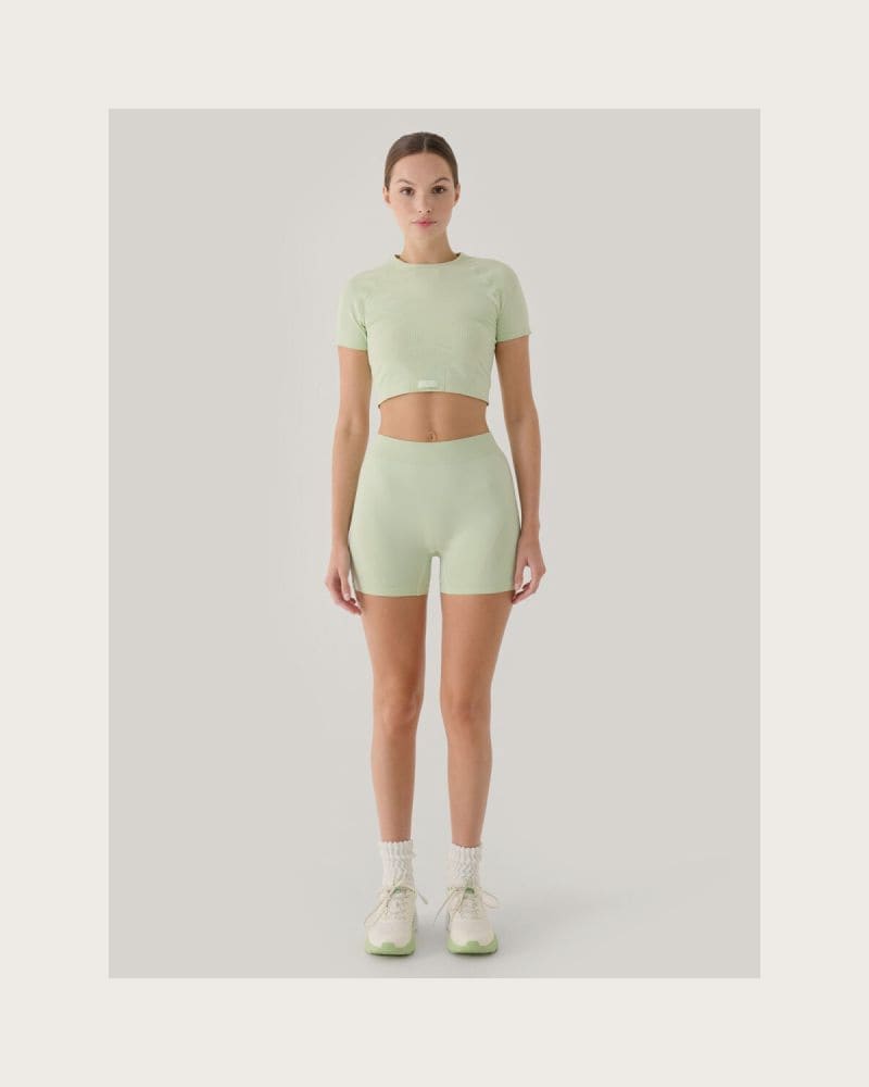 Dámske tréningové kraťasy 4F SHORT TIGHTS FNK F055-RAW24TFSTF055-47S-MINT – fotka 3