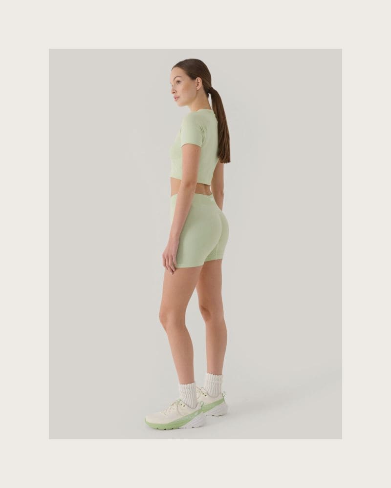 Dámske tréningové kraťasy 4F SHORT TIGHTS FNK F055-RAW24TFSTF055-47S-MINT – fotka 4