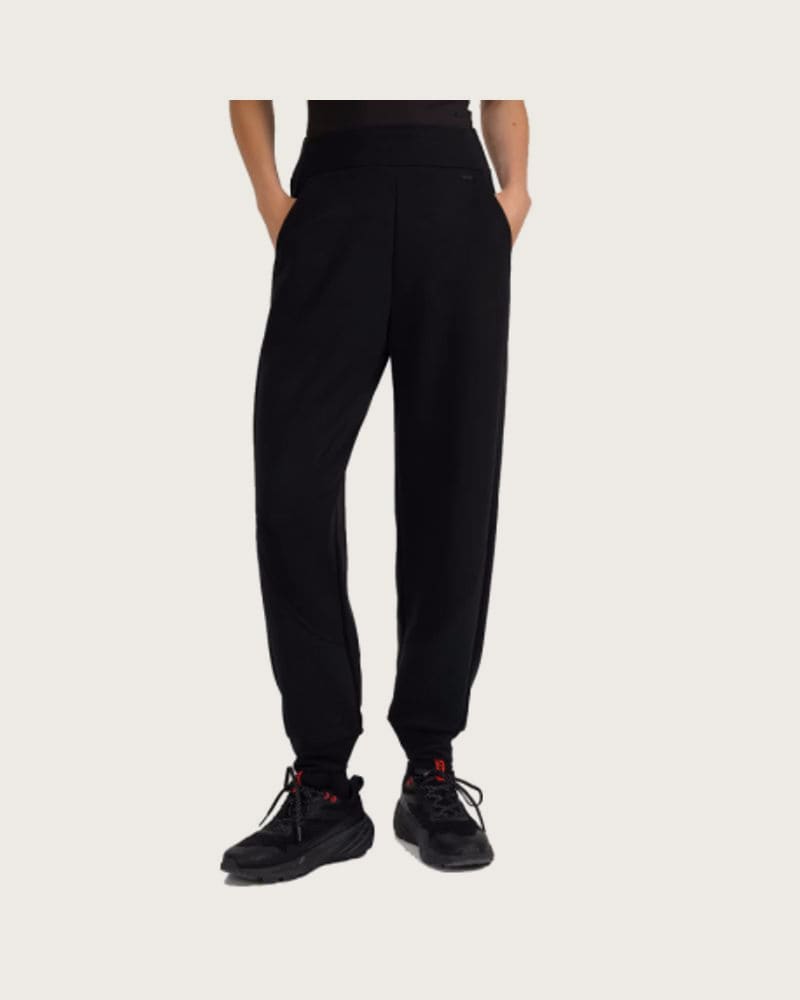 Dámske tepláky 4F TROUSERS CAS F1180-WAW25TTROF1180-21S-BLACK