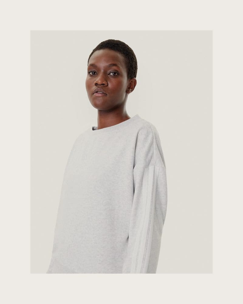 Dámska mikina ADIDAS W CO FT SWT LGREYH WHITE – fotka 4