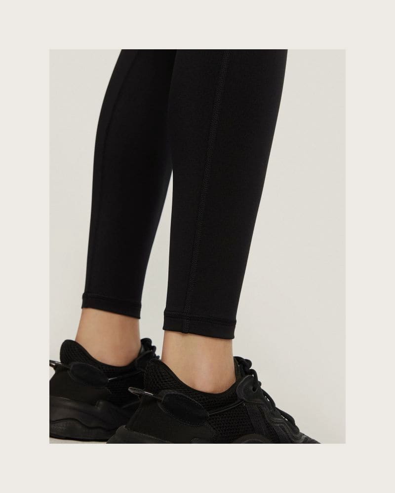 Dámske legíny ADIDAS WE BL 1 1 L BLACK – fotka 6