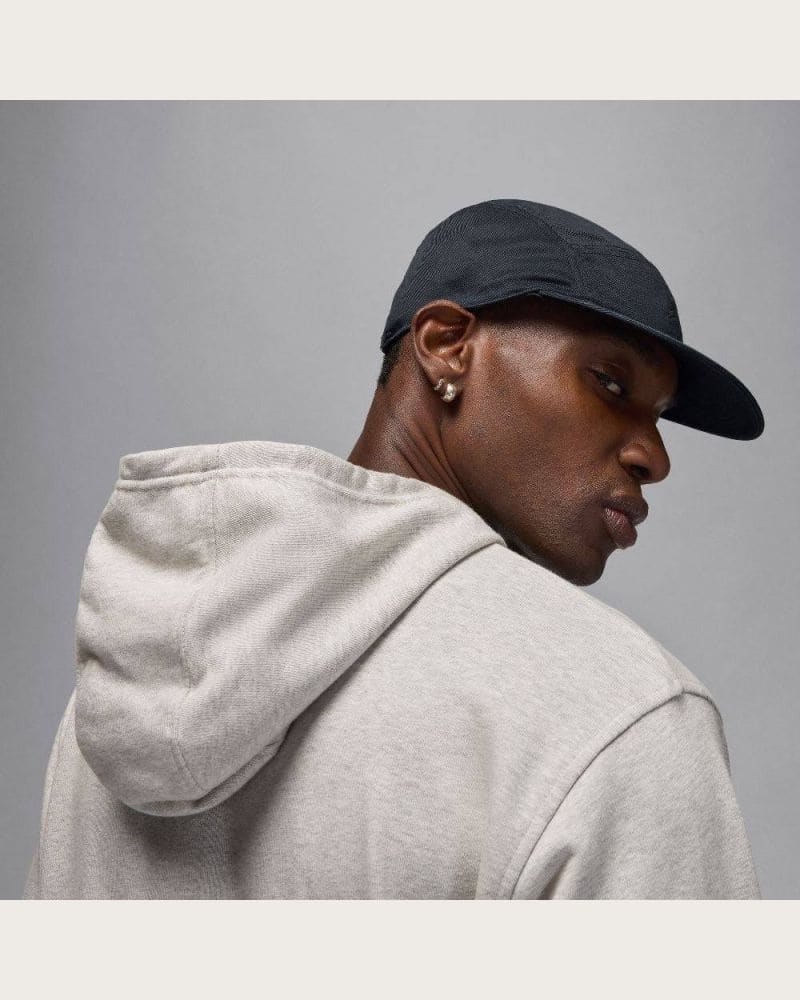 Pánska flisová mikina s kapucňou NIKE JORDAN SPRT CSVR GFX FLC PO 084 GREY HEATER – fotka 4