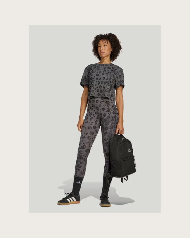 Dámske legíny ADIDAS OPT ESS 1 1 AOP GREY FIVE PRINT – fotka 3