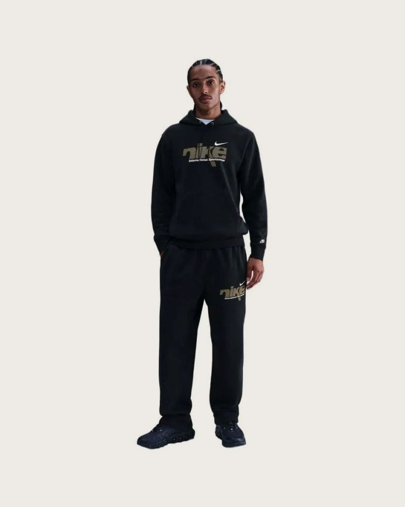 Pánska mikina s kapucňou NIKE M NK CLUB BB PO HDY SWSH SPORT BLACK METALLIC GOLD – fotka 4