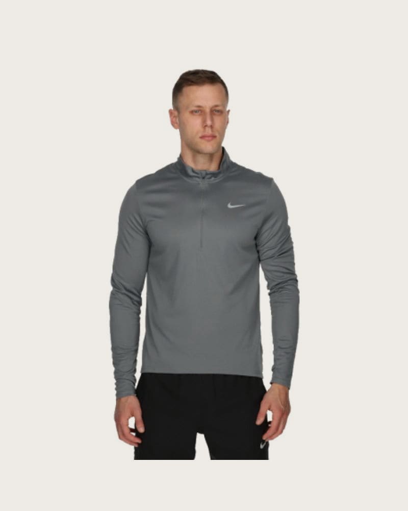 Pánska bežecká mikina s 1 2 zipsom NIKE M NK DF PACER TOP HZ SMOKE GREY REFLECTIVE SILV