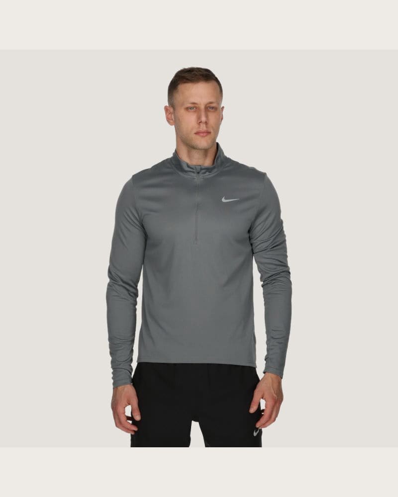 Pánska bežecká mikina s 1 2 zipsom NIKE M NK DF PACER TOP HZ SMOKE GREY REFLECTIVE SILV – fotka 2