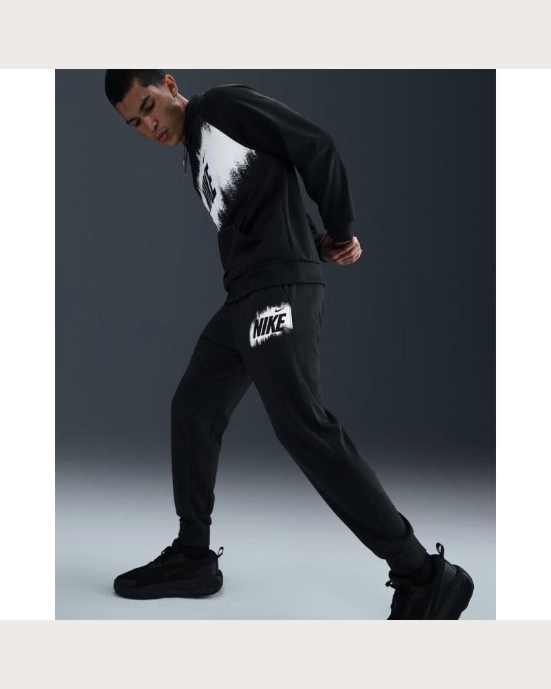 Pánske tepláky NIKE M NK TF FLEECE JOGGER GFX BLACK – fotka 3
