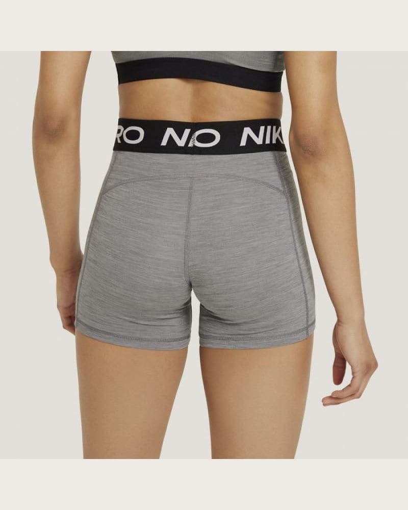 Dámske tréningové kraťasy NIKE PRO W NP 365 SHORT 5IN SMOKE GREY HTR BLACK BLACK – fotka 7