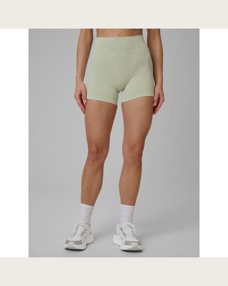 Dámske tréningové kraťasy 4F SHORT TIGHTS FNK F072-42A LIGHT GREEN ALLOVER – fotka 2