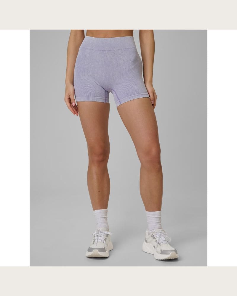 Dámske tréningové kraťasy 4F SHORT TIGHTS FNK F072-51A-VIOLET ALLOVER – fotka 2