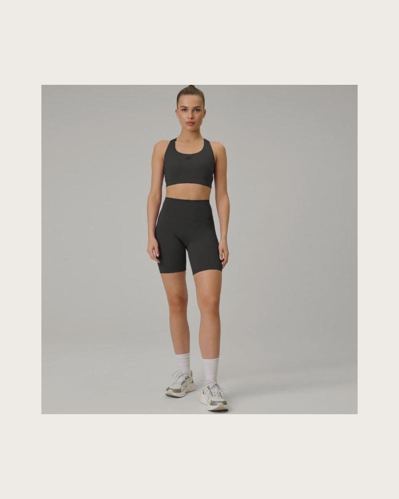 Dámske tréningové kraťasy 4F SHORT TIGHTS FNK F085-20S-DEEP BLACK – fotka 2