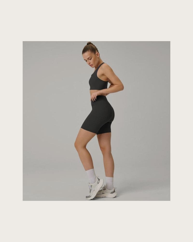 Dámske tréningové kraťasy 4F SHORT TIGHTS FNK F085-20S-DEEP BLACK – fotka 3