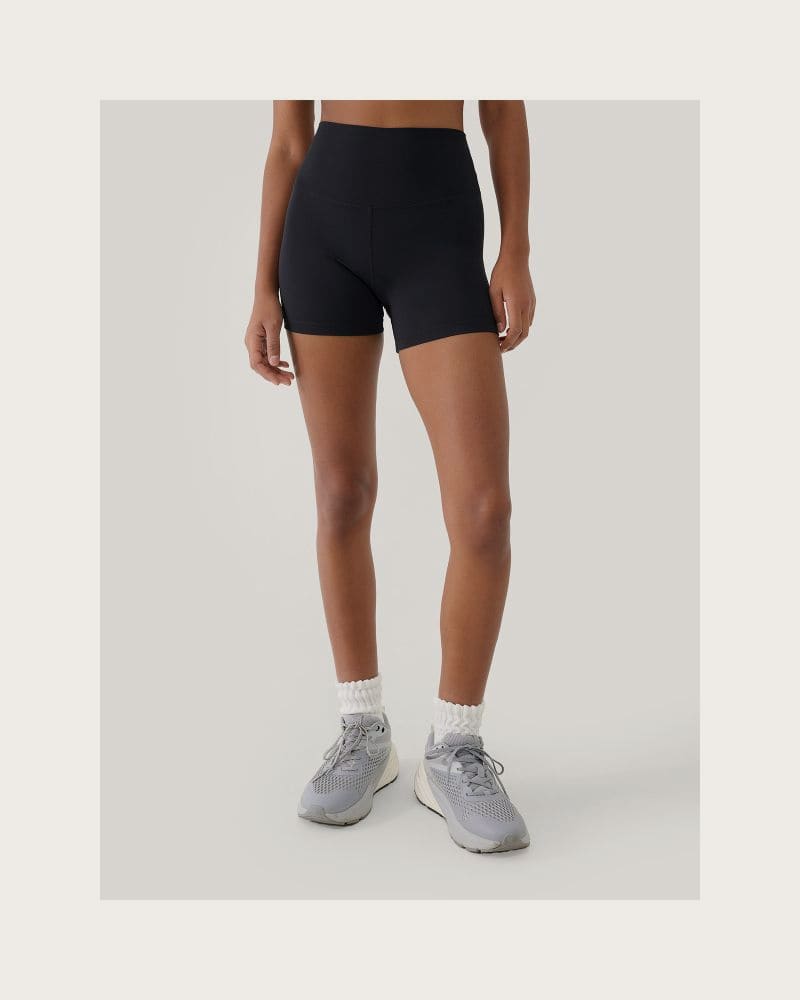 Dámske tréningové kraťasy 4F SHORT TIGHTS FNK F086-20S-DEEP BLACK – fotka 2