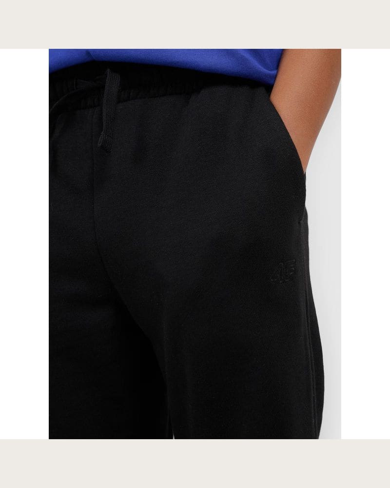 Chlapčenské tepláky 4F JUNIOR TROUSERS CAS M1188-20S-DEEP BLACK – fotka 7