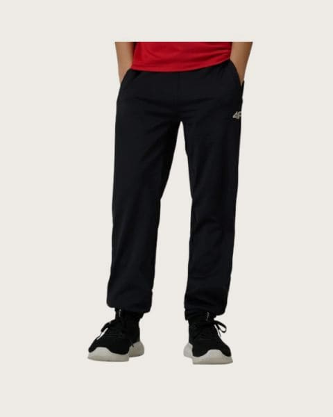 Chlapčenské tréningové tepláky 4F JUNIOR TROUSERS FNK M1152-20S-DEEP BLACK