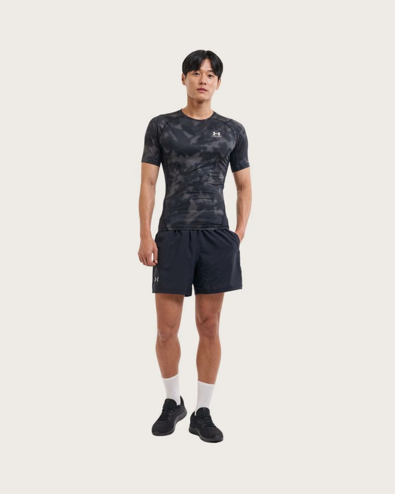 Pánske tréningové kraťasy UNDER ARMOUR UA LAUNCH 5 inch SHORTS-BLK – fotka 4