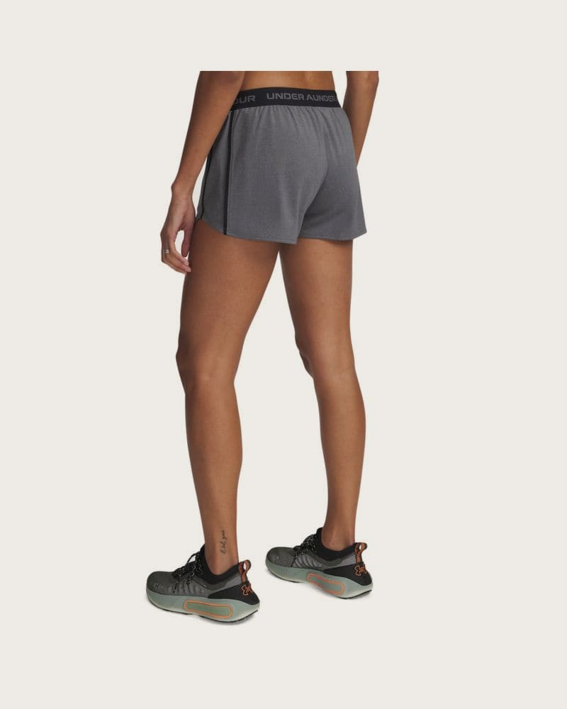 Dámske bežecké kraťasy UNDER ARMOUR Tech Play Up Shorts-GRY – fotka 2