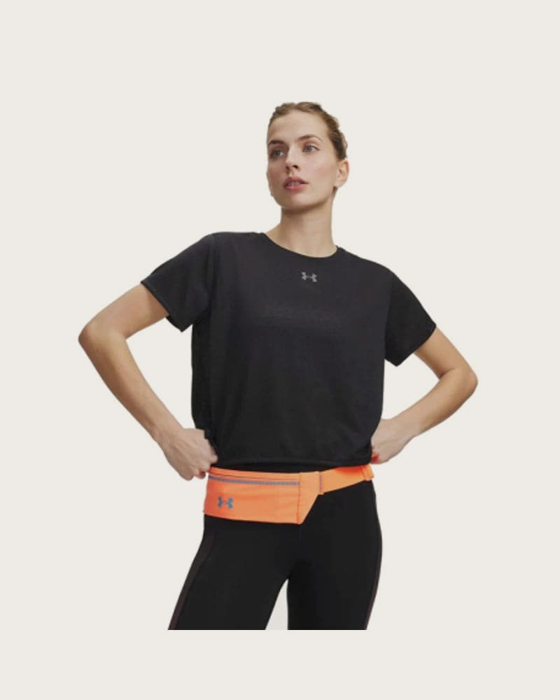 Dámske bežecké tričko s krátkym rukávom UNDER ARMOUR UA Velociti Shortsleeve-BLK