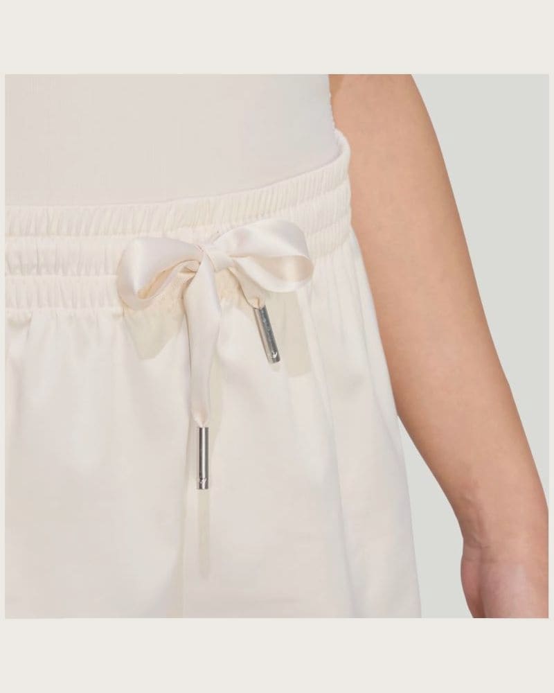 Dámske kraťasy ADIDAS ORIGINALS PEARL SHORTS WONWHI – fotka 4
