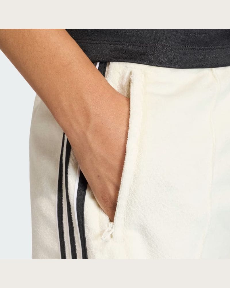 Dámske kraťasy ADIDAS ORIGINALS TT SHORTS OWHITE – fotka 5