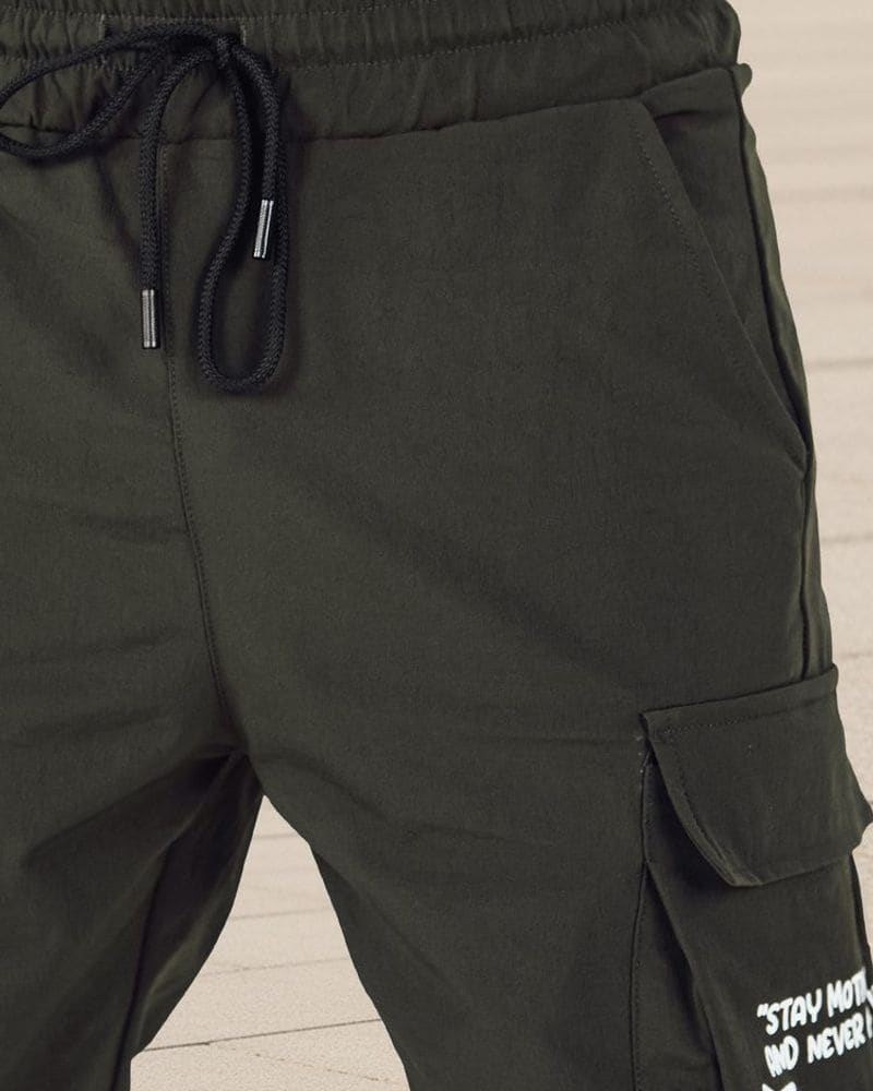 Originálne zelené pánske kapsáčové joggery – fotka 5