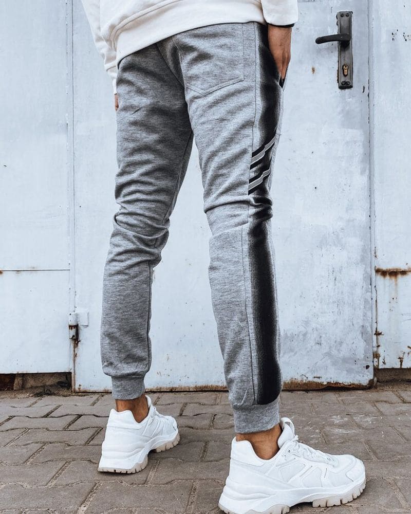Pohodlné šedé trendy tepláky – fotka 6