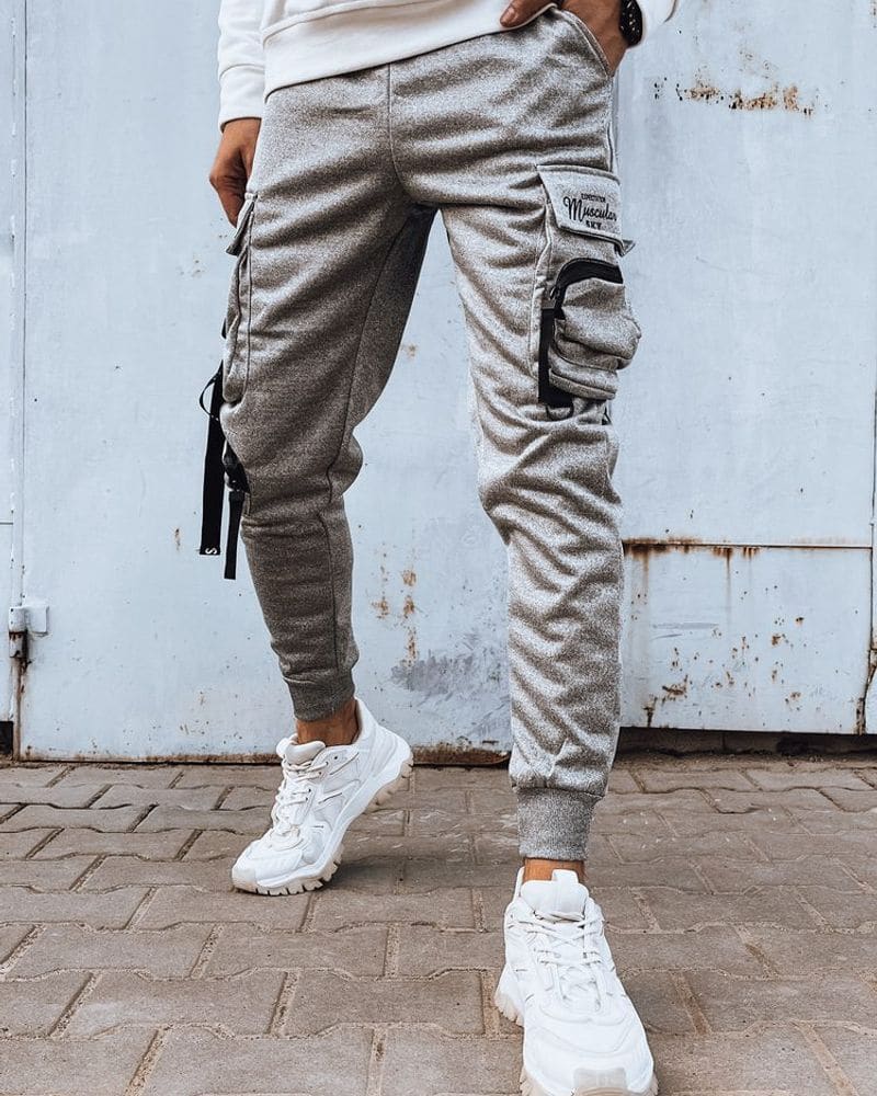 Jedinečné šedé joggery s ozdobnými prvkami