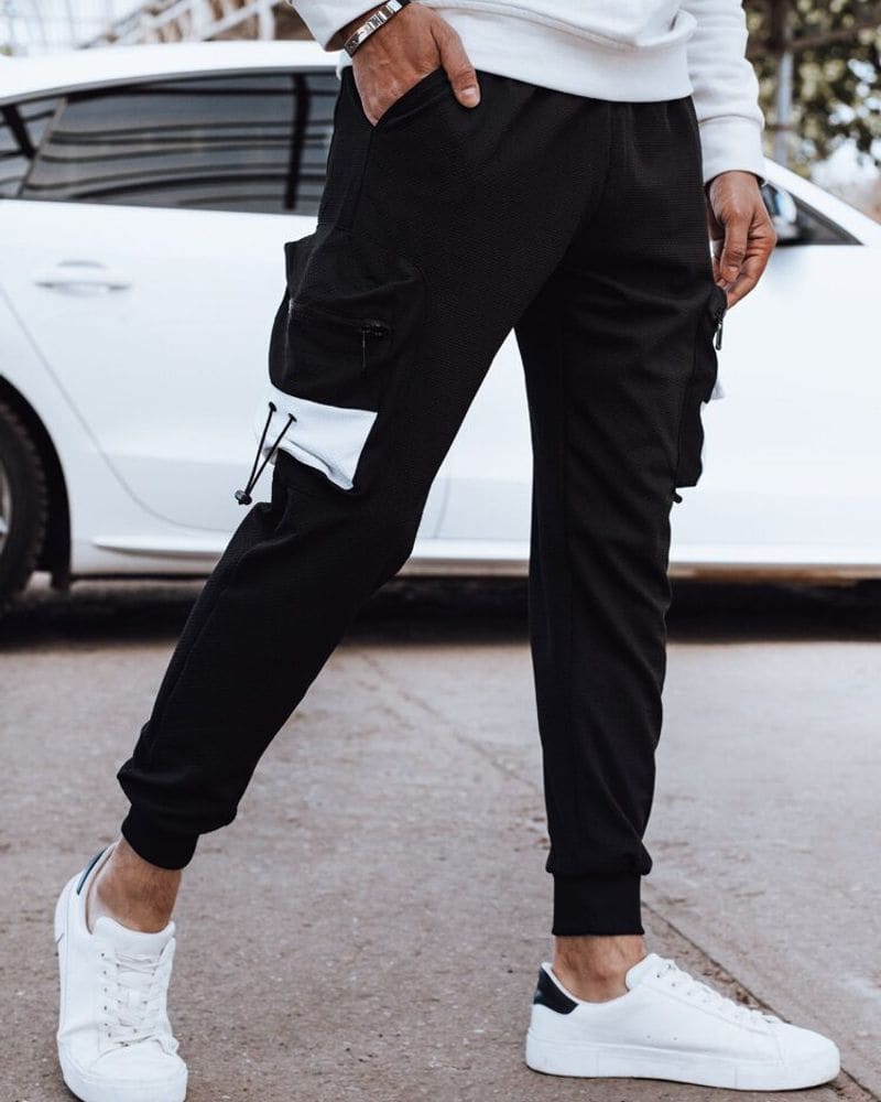 Originálne čierne kapsáčové joggery – fotka 4