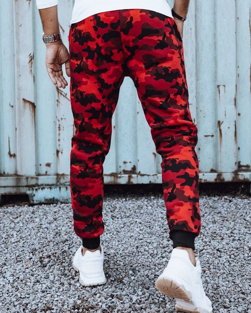 Trendy maskáčové tepláky pre pánov v červenom farebnom prevedení – fotka 8