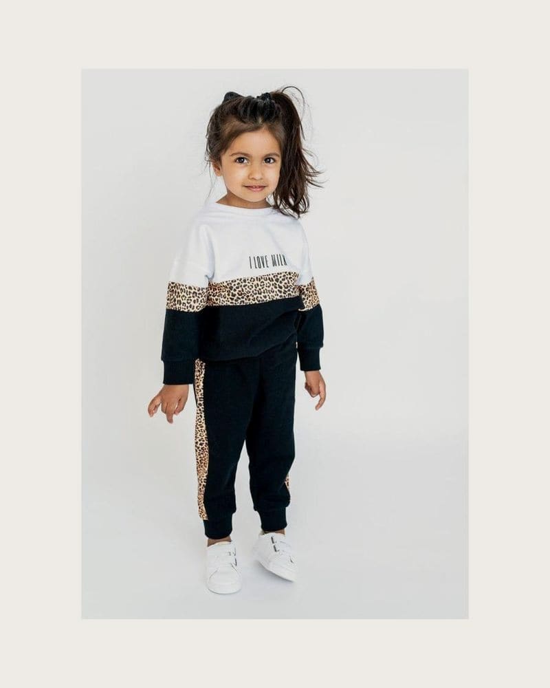 Tepláky I LOVE MILK s leopardím vzorom – fotka 2