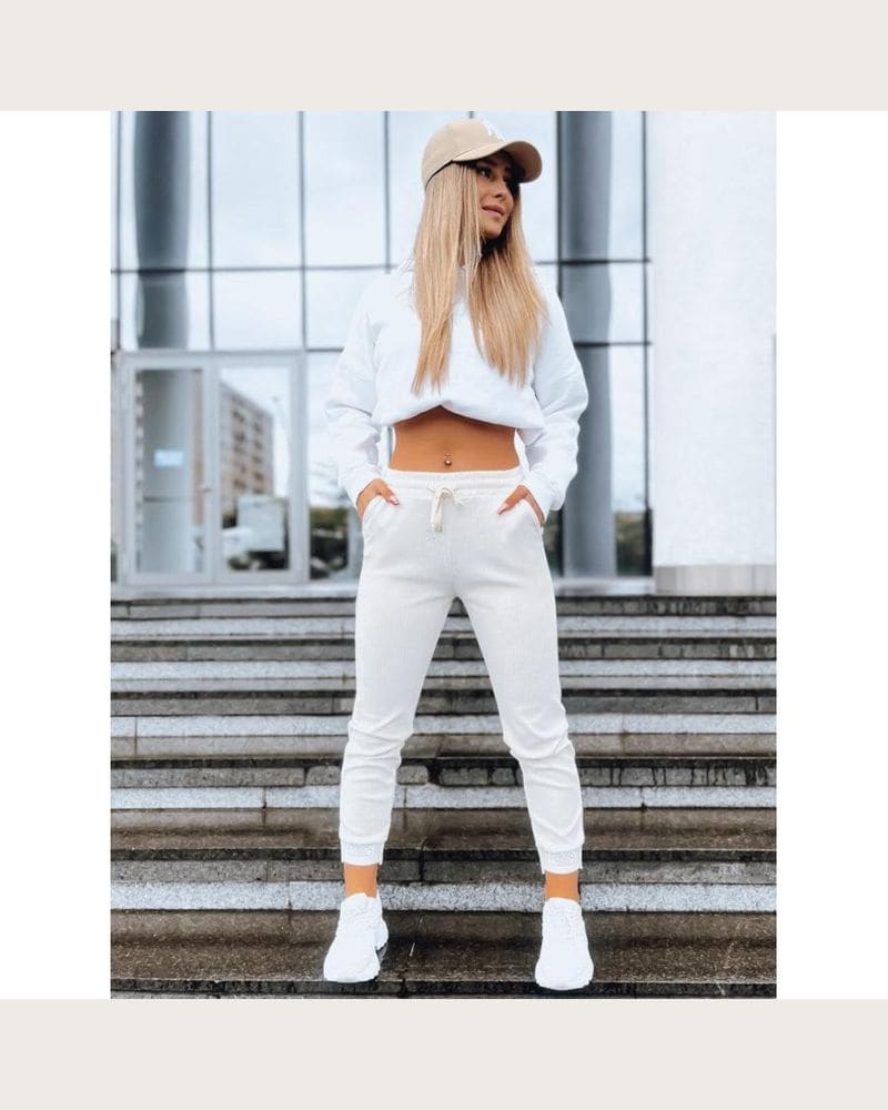 Dámske menčestrové tepláky v béžovej farbe